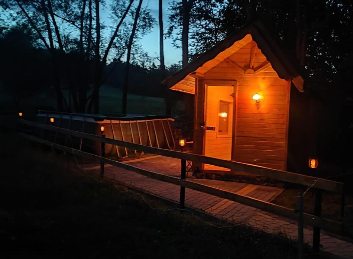 Pod Modrzewiami Villa Ciche  Exterior foto